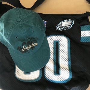 Eagles Women’s Jersey Crossbody and Hat